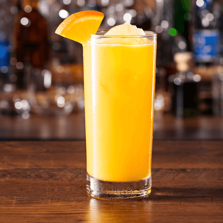 Orange Screwdriver - Our Simple Recipe for This Classic Breakfast ...