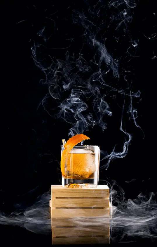 smoked-old-fashioned-a-rich-twist-on-a-classic-cocktail-bar-and-drink