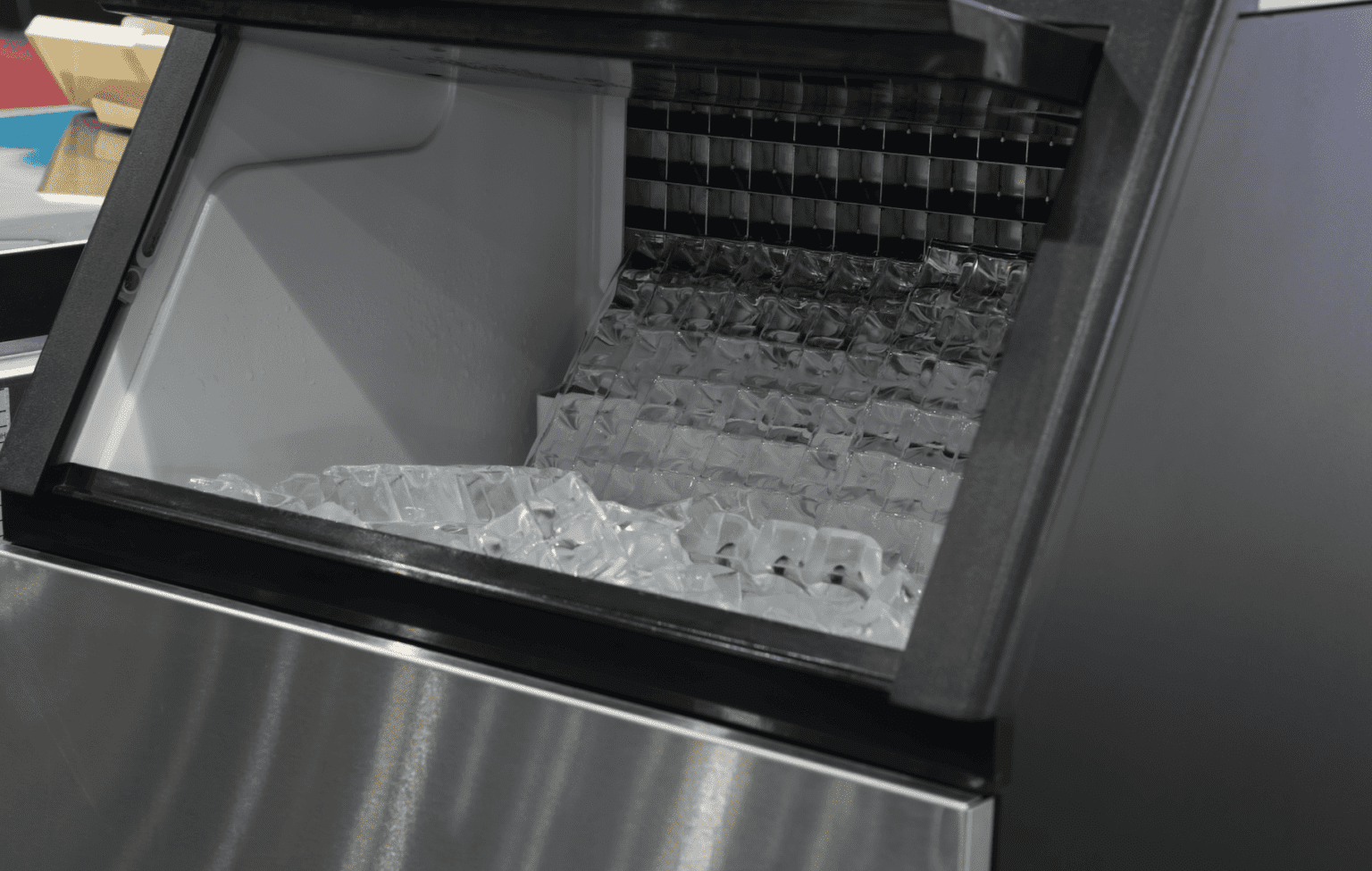 Best Commercial Ice Makers Our 2022 Reviews Bar and Drink