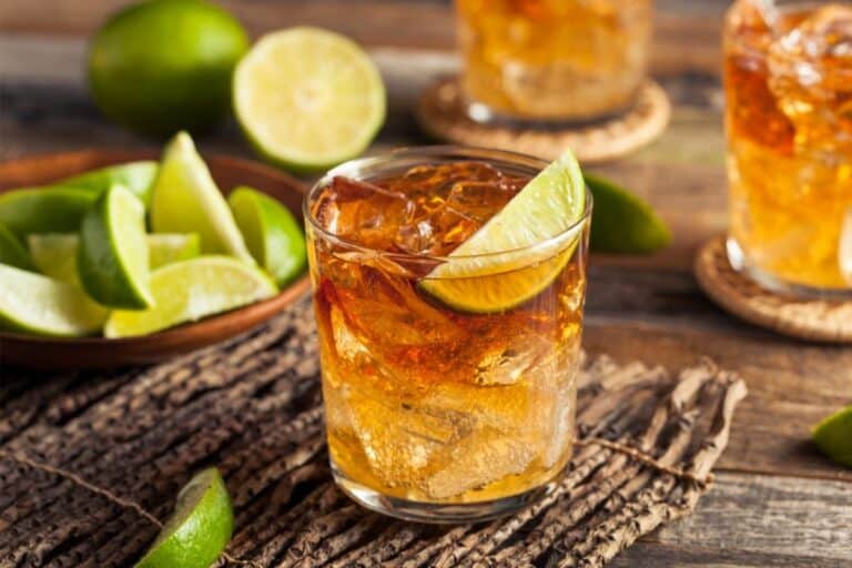 Best Rum For Mojitos Bar and Drink