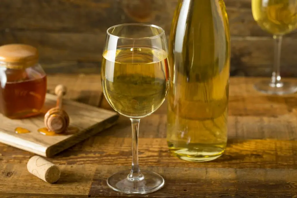 What Is Mead? Everything You Need To Know Bar and Drink